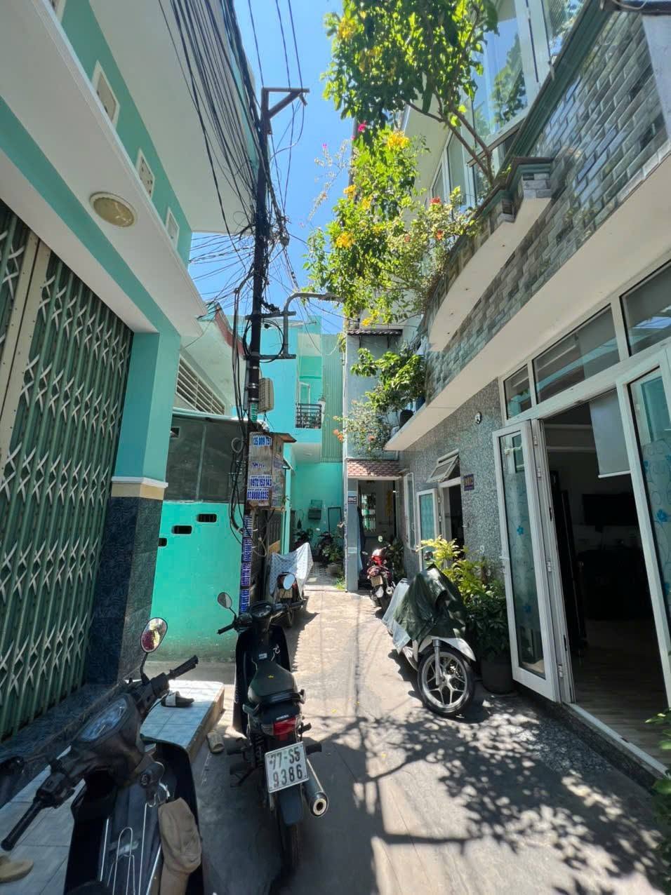2,30 TỶ - 33,65M2 - N7,35M - 3 TẦNG - 19/8/12 PHÙNG KHẮC KHOAN , P.ĐỐNG ĐA , QN - TB - BHM15757